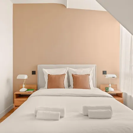 Luxe Sous Les Toits Vue Tour Eiffel - 1bdr-4p Apartmán Paříž